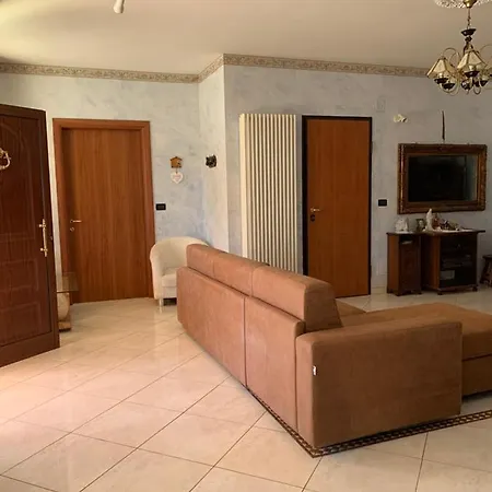 Villa Spada * Villa San Leonardo